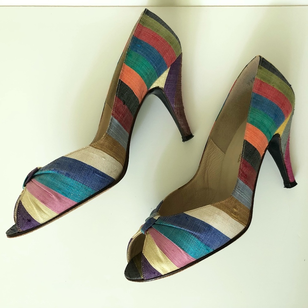 Vintage. 7.5 M. Raw Dupion Silk. 2.75" heel. - Picture 5 of 5